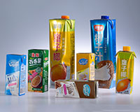 WSFM1100-2000型液體奶、飲料紙盒專用材料擠出復(fù)合淋膜機(jī)
